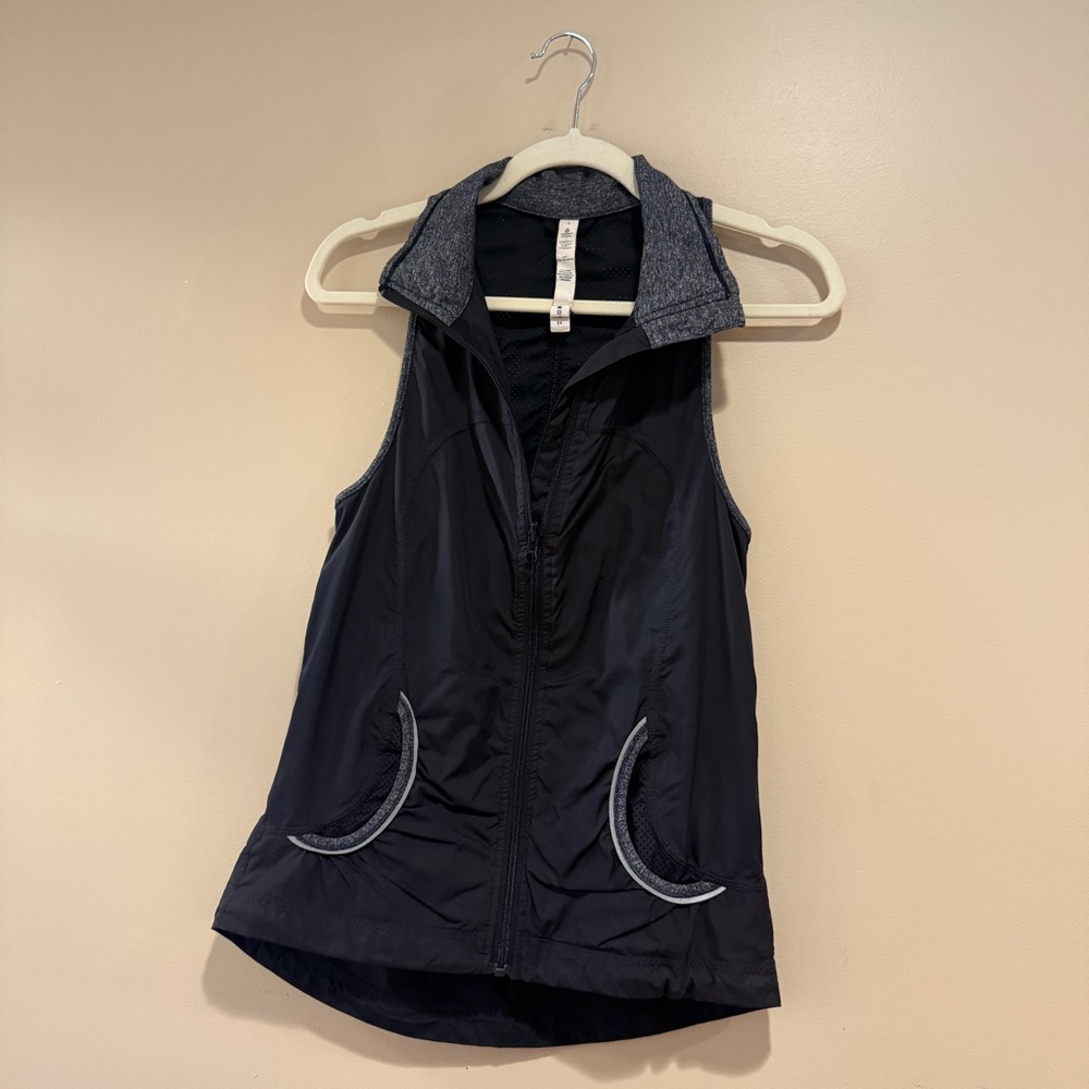 Lululemon All Season‎ Vest!